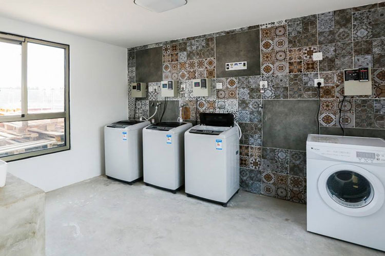 用除濕機(jī)為楓木家具保養(yǎng)