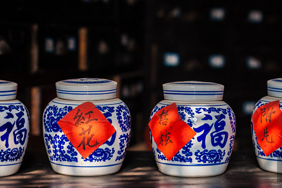 清明小長(zhǎng)假家電賣場(chǎng)除濕機(jī)銷售火