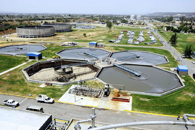 家里有了除濕機(jī)，天天下雨也不潮