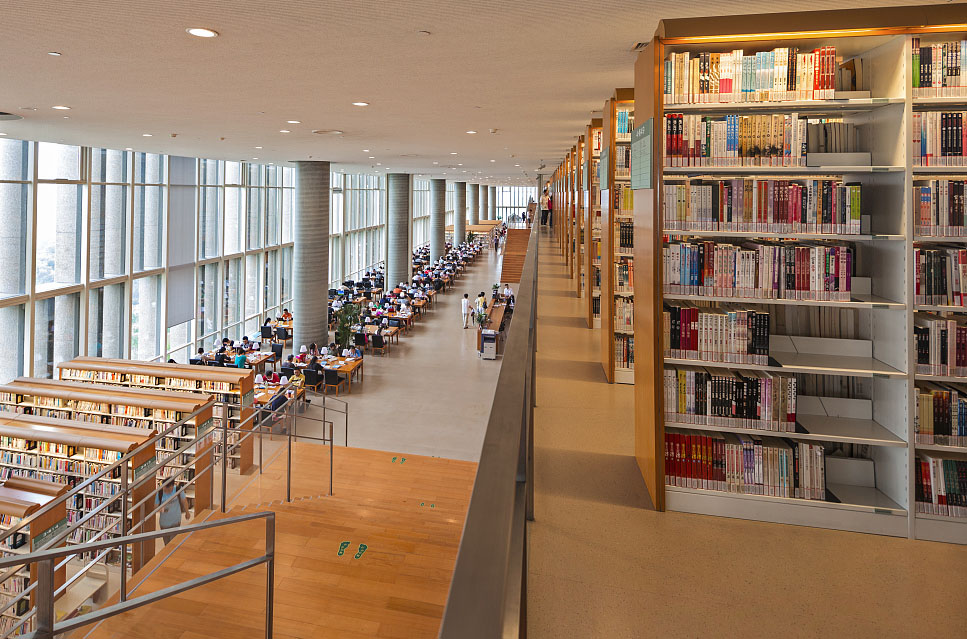 空氣潮濕如何防止鹽對設備的腐蝕？