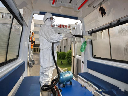 如何從地下室除濕機(jī)中排水？