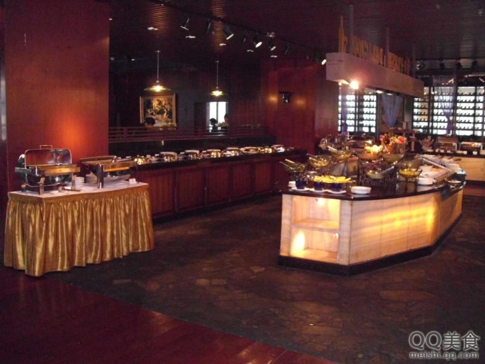 有地下車庫的一樓潮濕嗎 一樓潮濕怎么解決